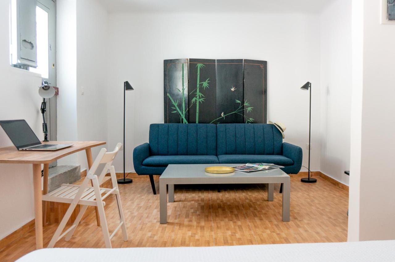 Dioskouros Hostel
