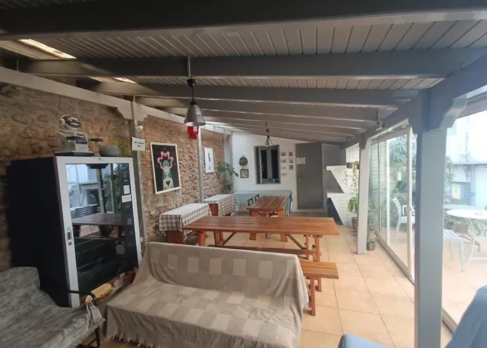 Dioskouros Hostel