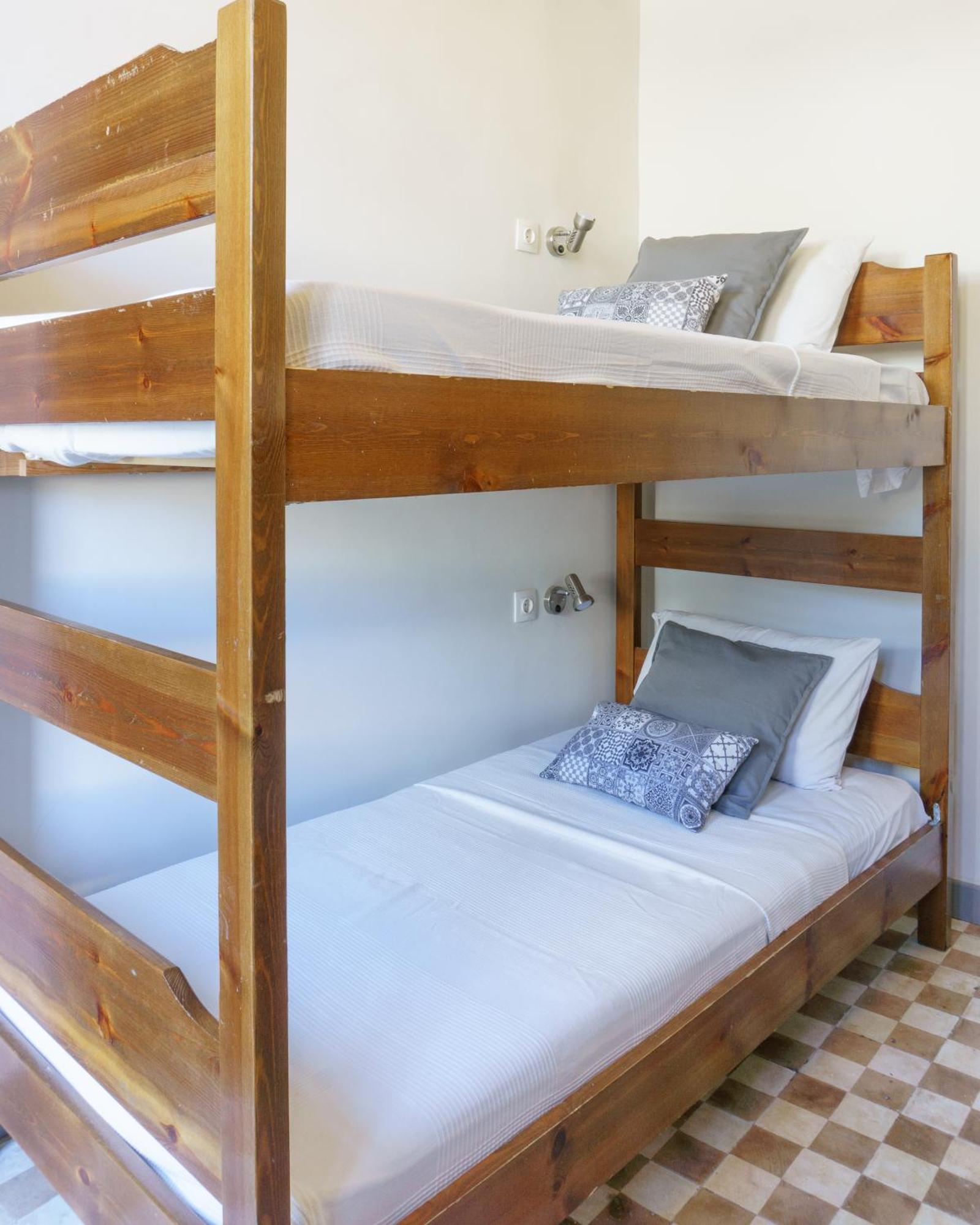 Hostel Dioskouros